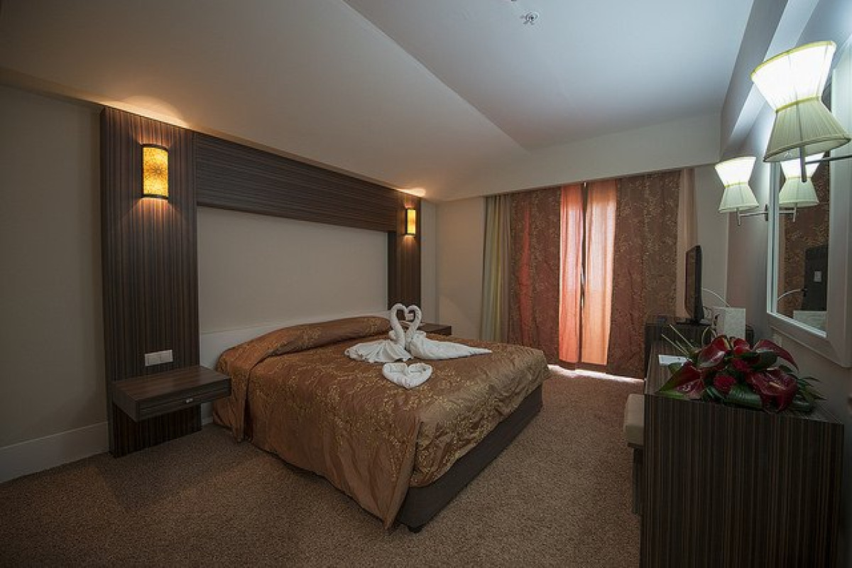 CRYSTAL FAMILY RESORT AND SPA