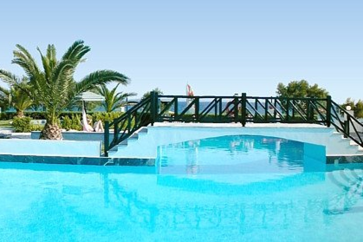 Zefiros Beach