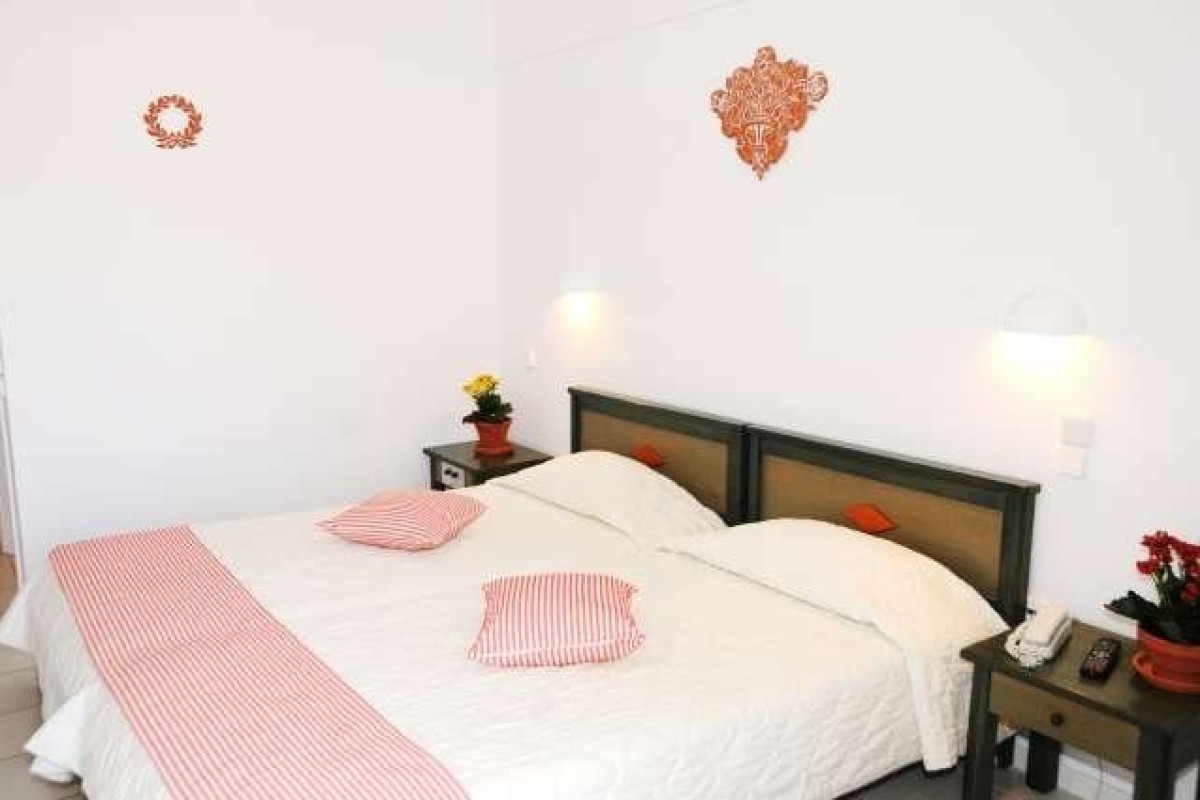 Grand Bleu Hotel (Eretria)