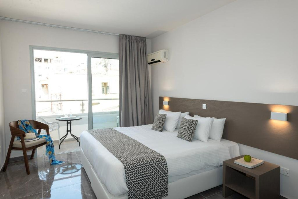 BLAZER RESIDENCE