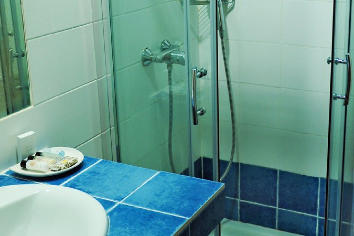 Naftilos - adults only (copii peste 14 ani)