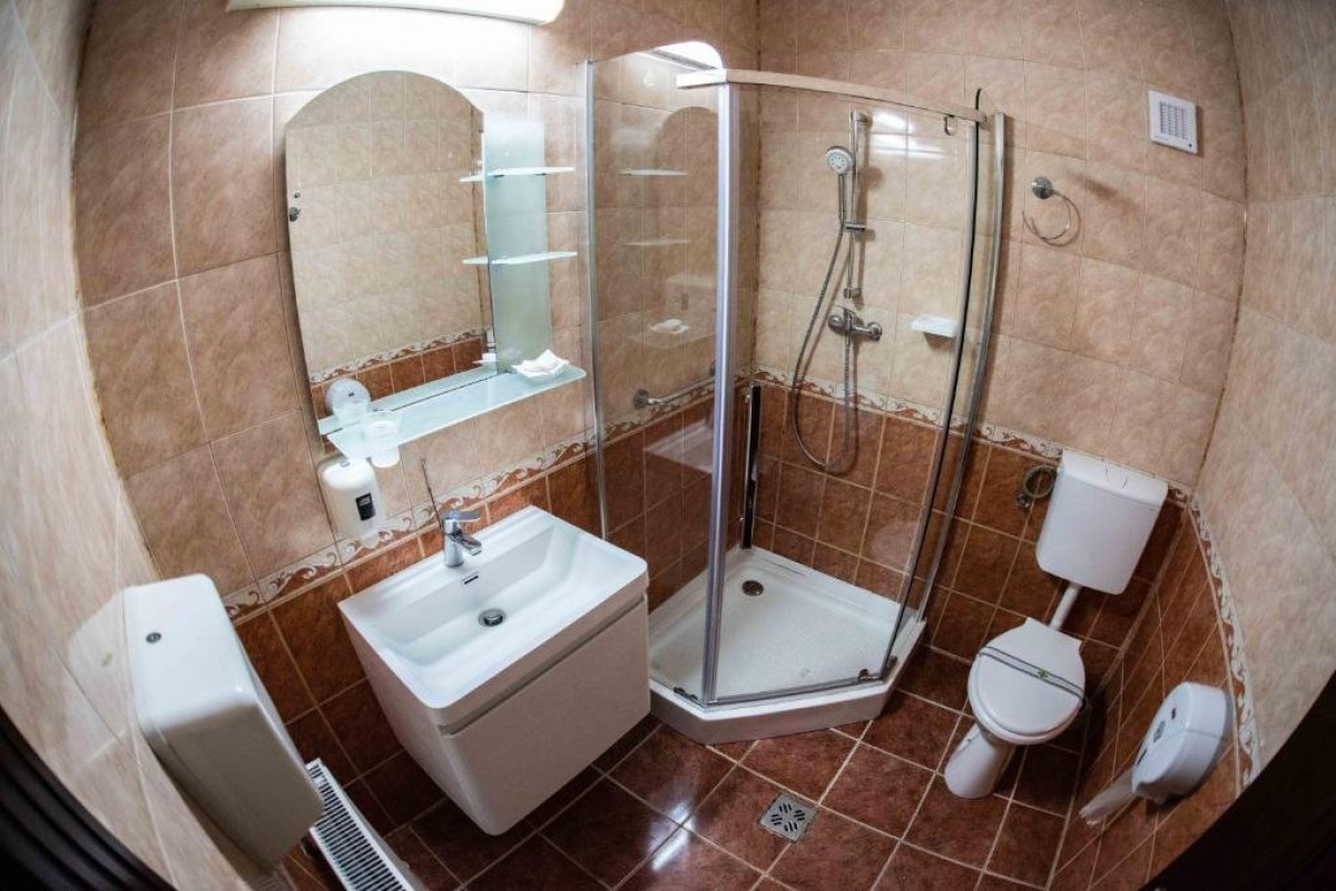 HOTEL TREI BRAZI.