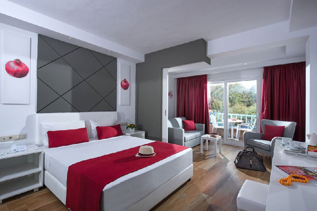 Fodele Beach Water Park Holiday Resort