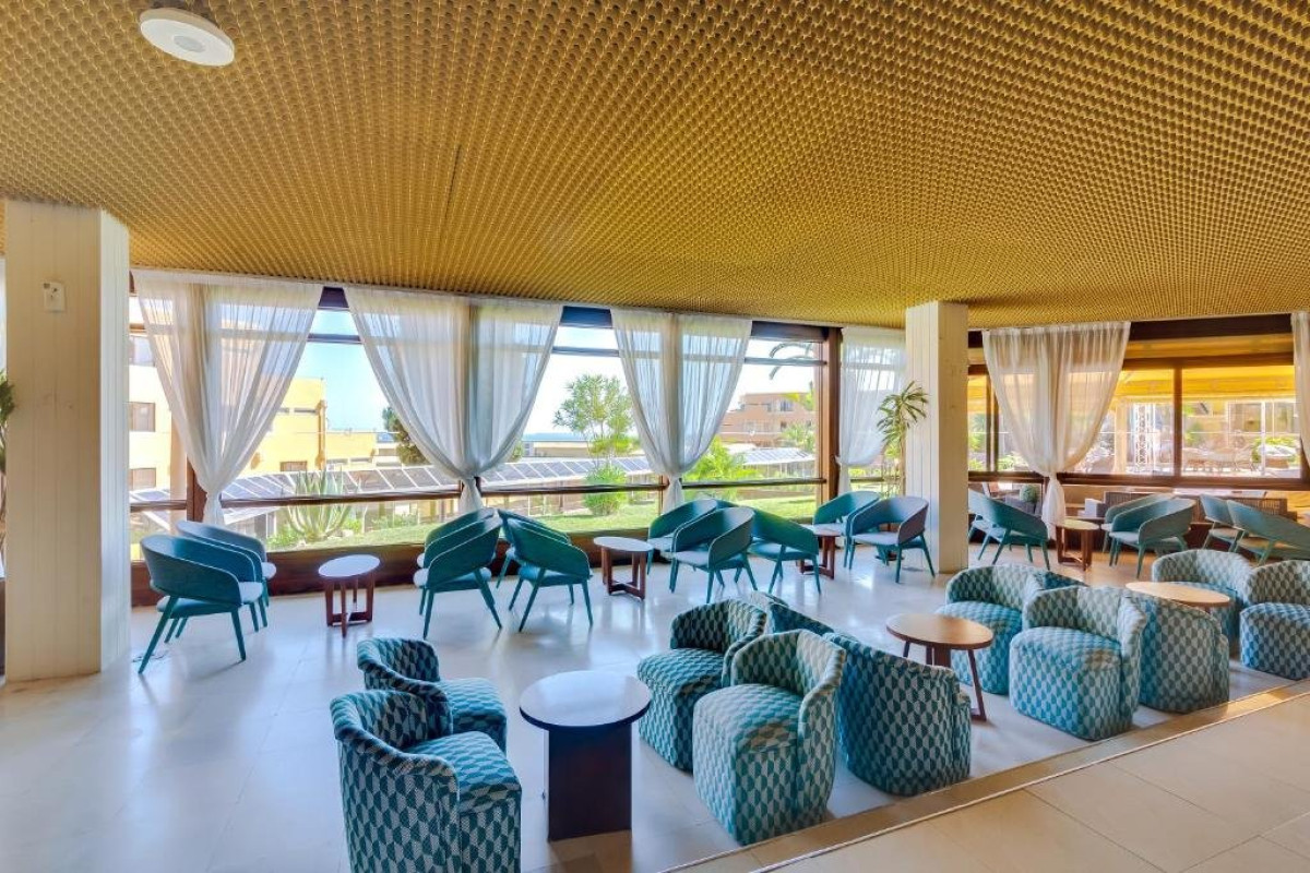 AURAMAR BEACH RESORT