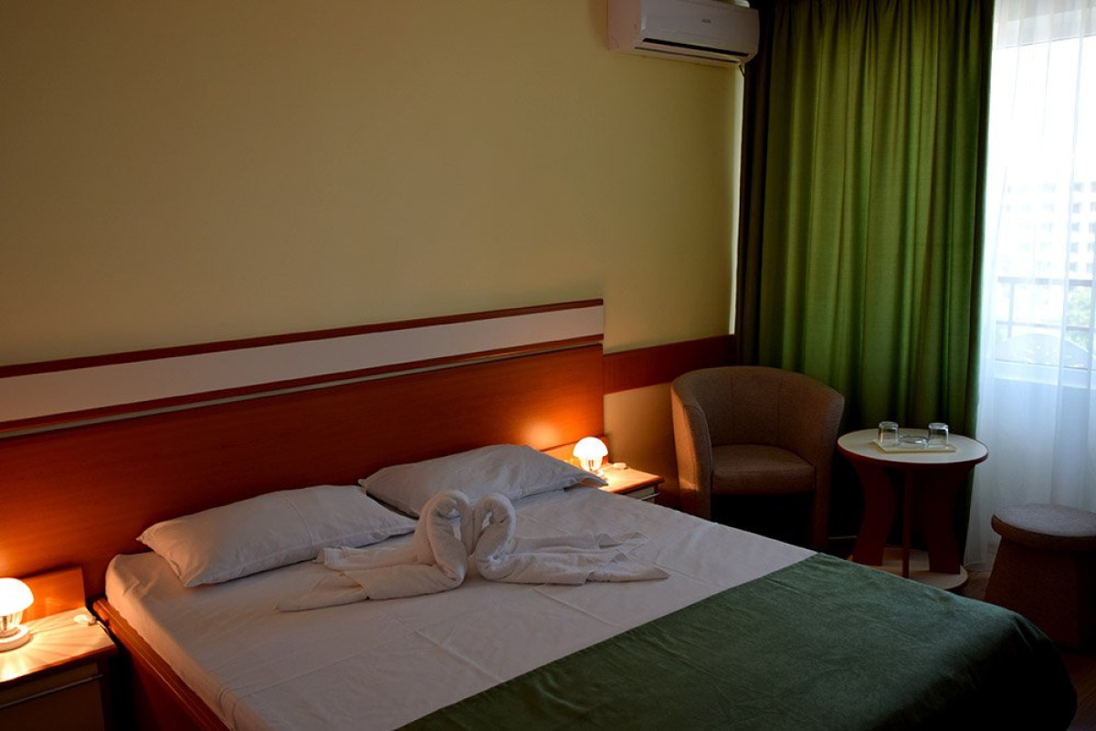 HOTEL COMETA.