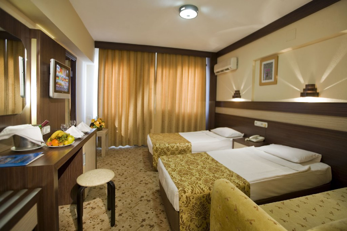 LONICERA WORLD HOTEL