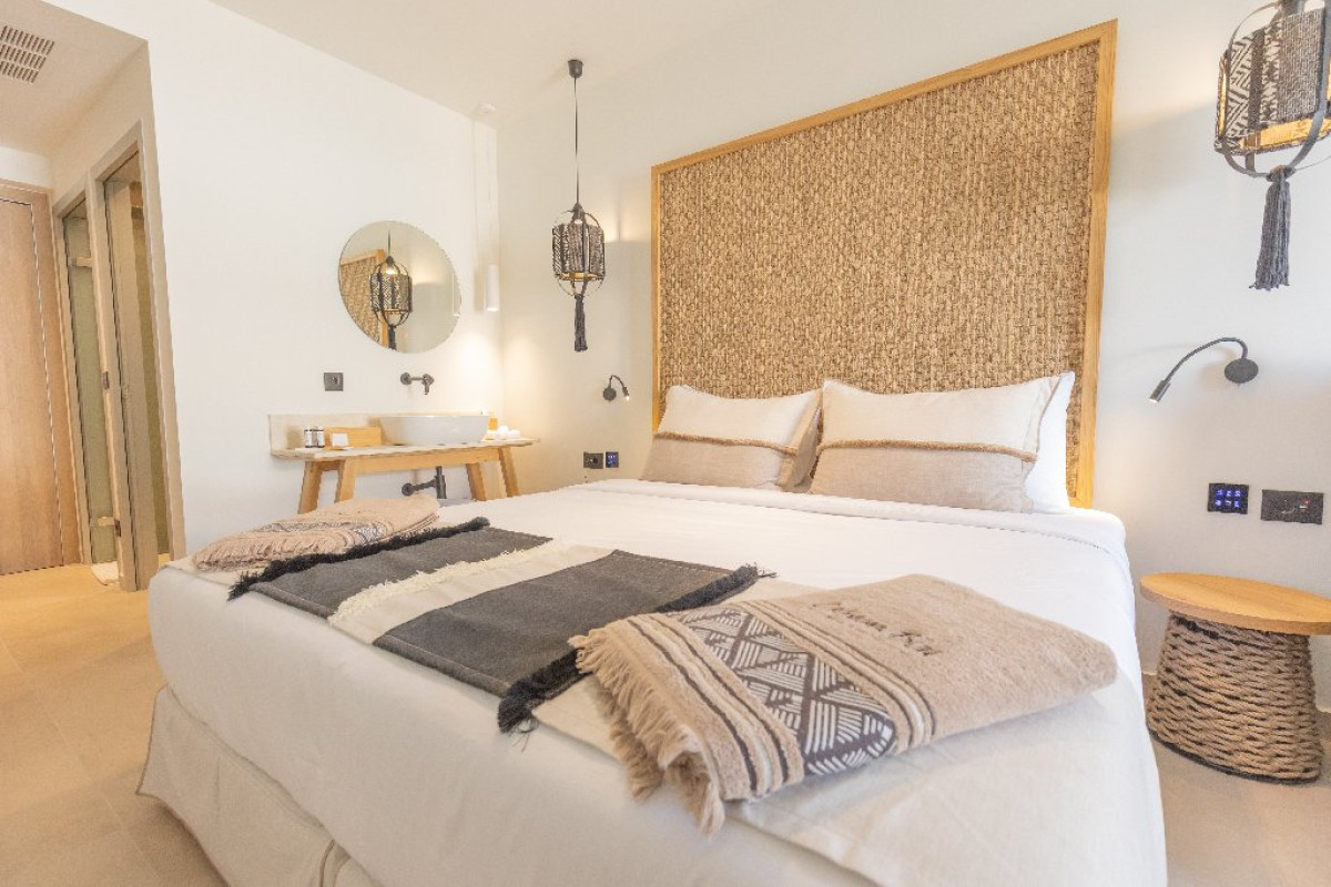 Cabana Blu Hotel and Suites