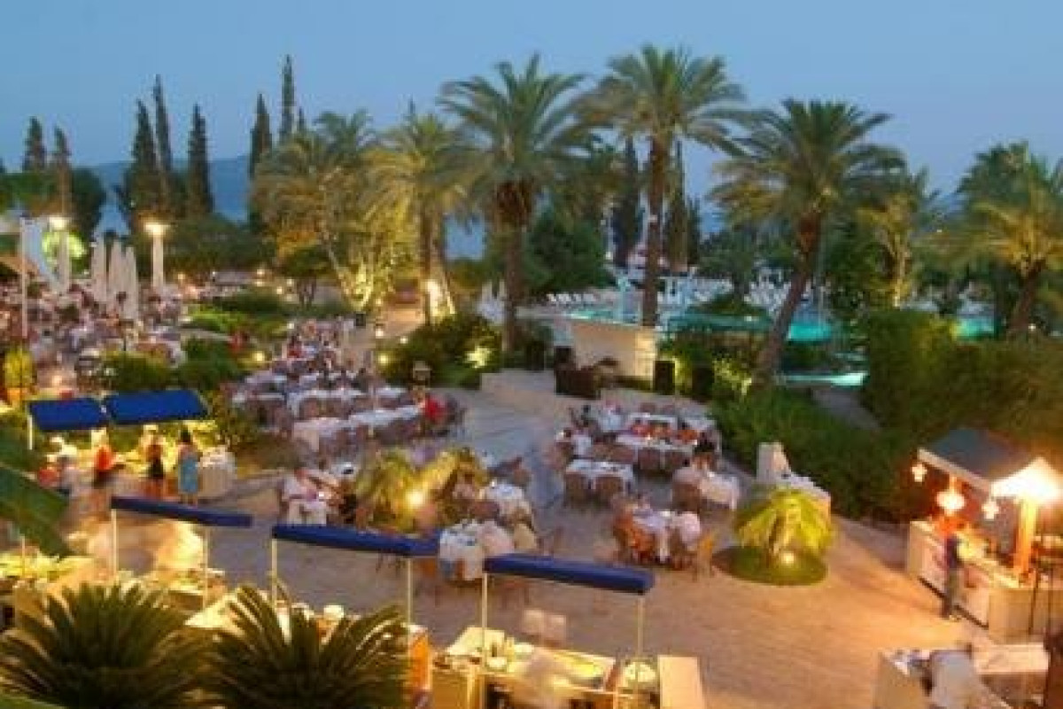 GRAND AZUR