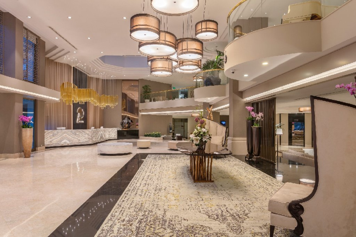 MIRAGE PARK RESORT