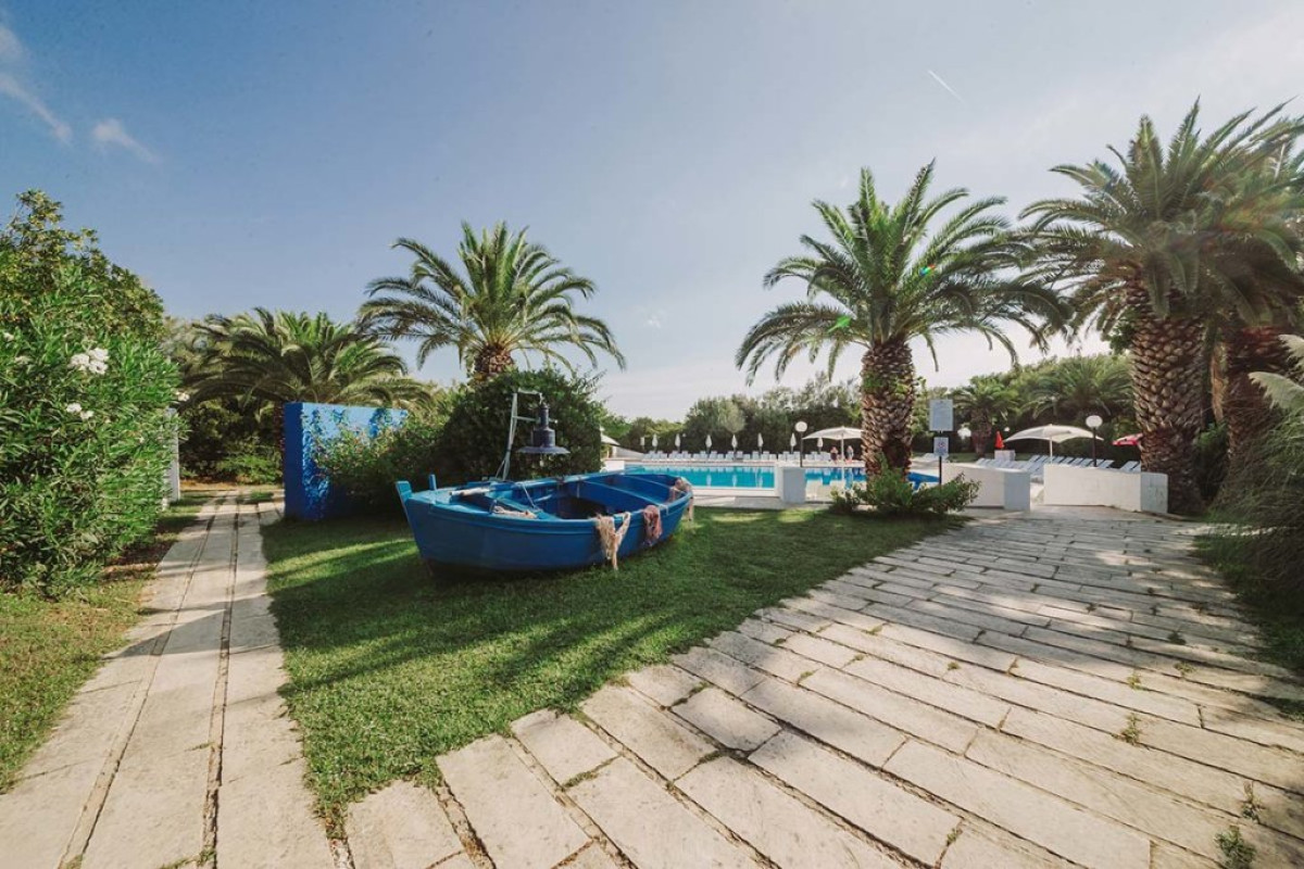 MEDITUR VILLAGE dublura