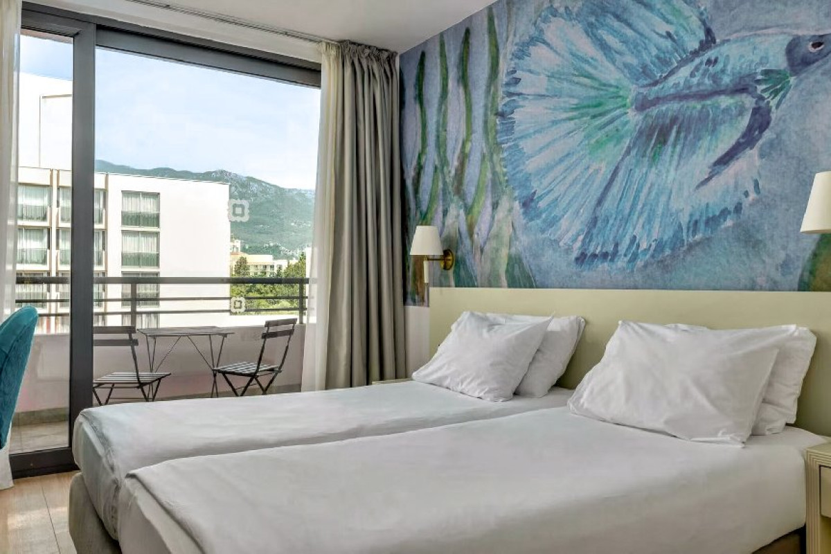 Iberostar Waves Bellevue (R)