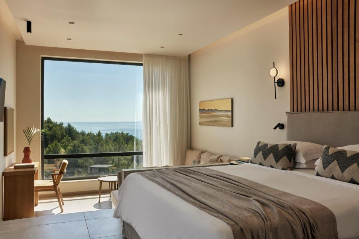 Celestial All Suites Spa Hotel 5*