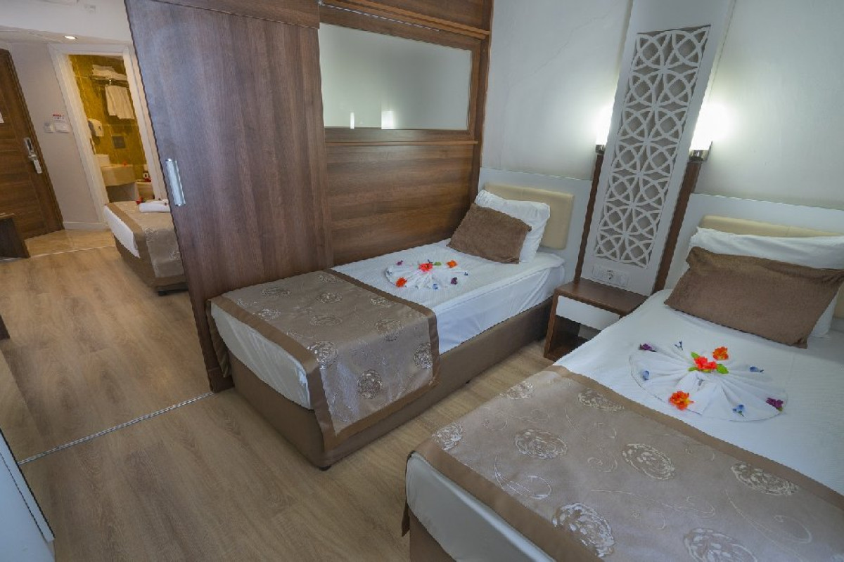 LINDA RESORT HOTEL