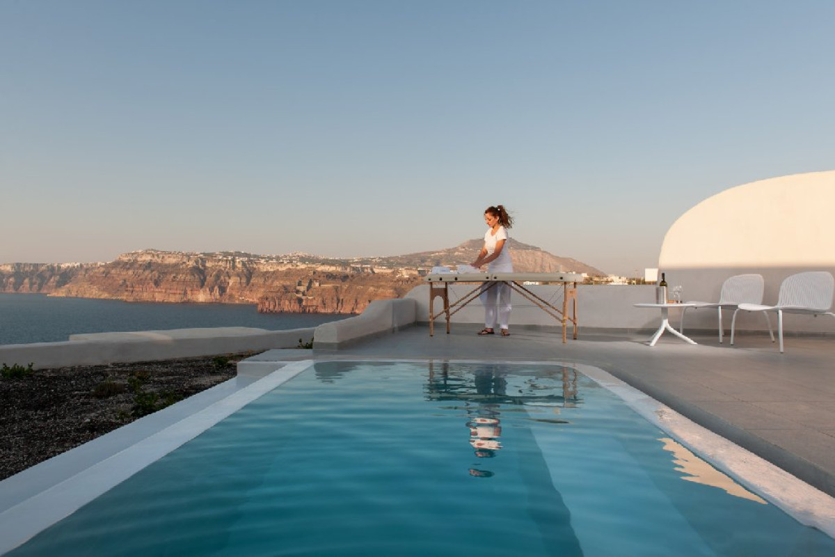 Neptune Luxury Spa Suites