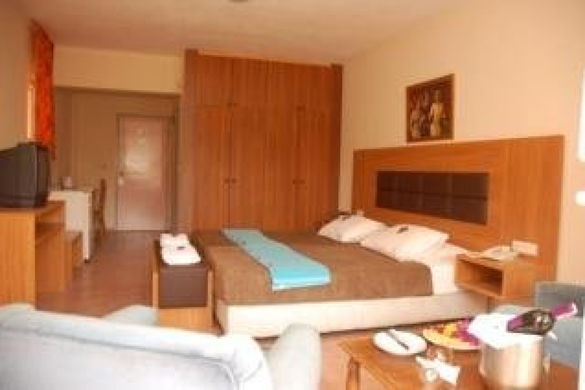BEGONVILLE HOTEL