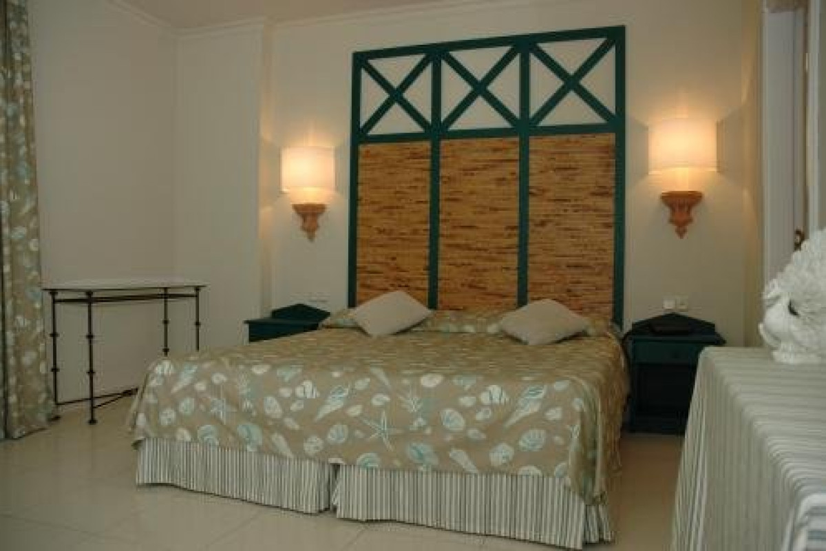 Aparthotel Parque del Sol