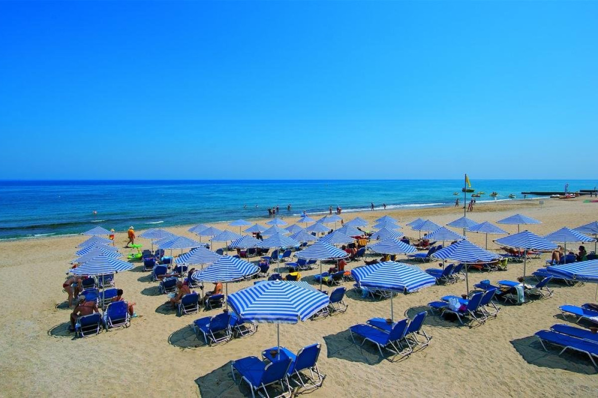 Eva Bay - Adults Only 16+ (K)