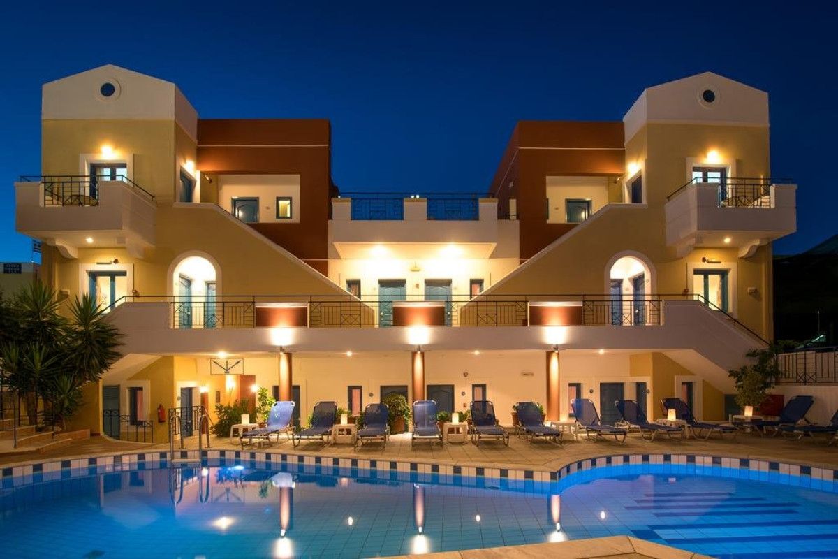 Astra Village Apartments and Suites (Koutouloufari)