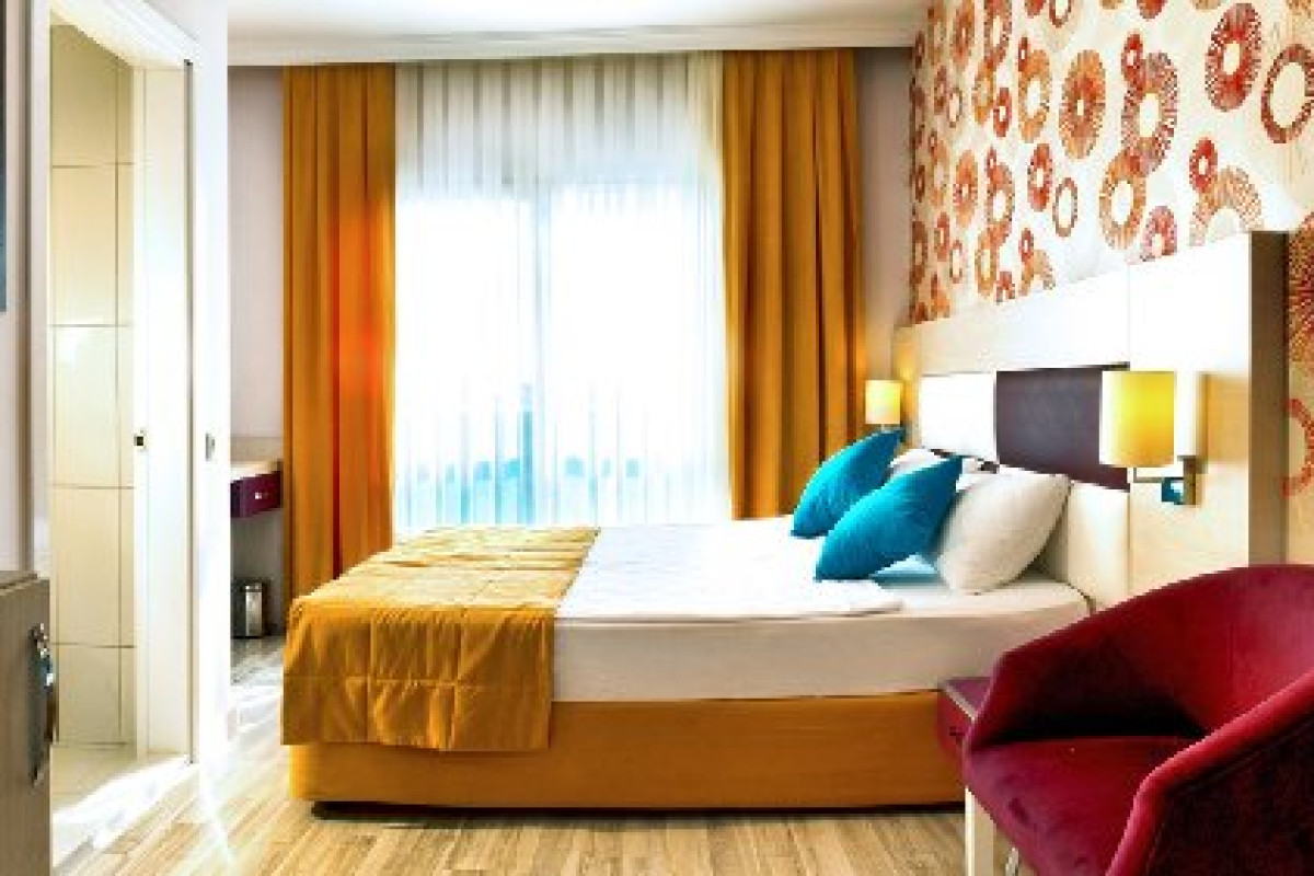 RAMADA RESORT BY WYNDHAM SIDE