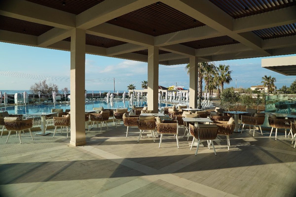 ALMYROS BEACH HOTEL (Acharavi) (C)