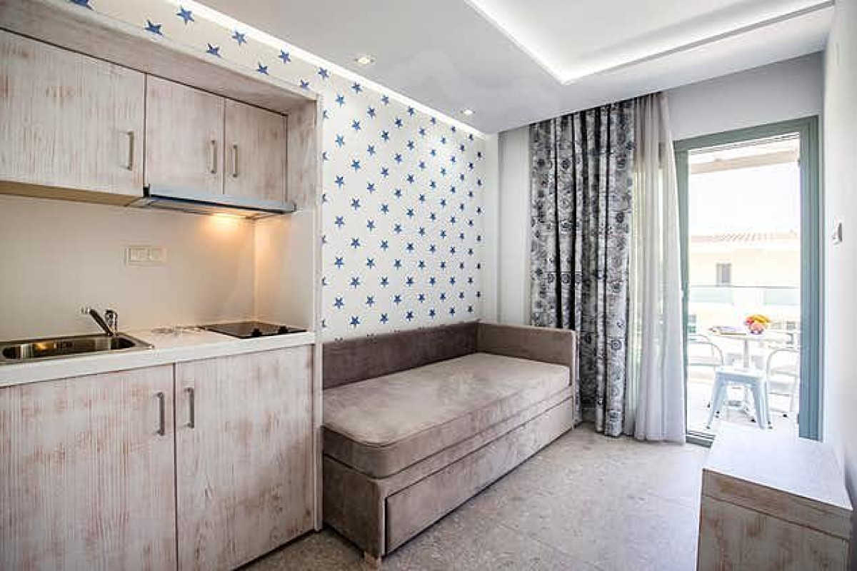 The Elegant Apartments (Pefkari)