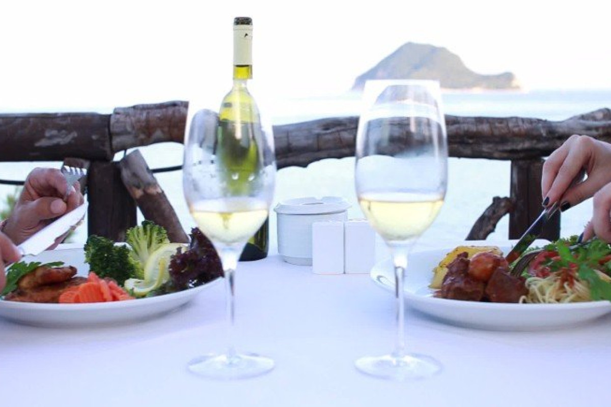 GLORIA MARIS HOTEL SUITES AND VILLAS
