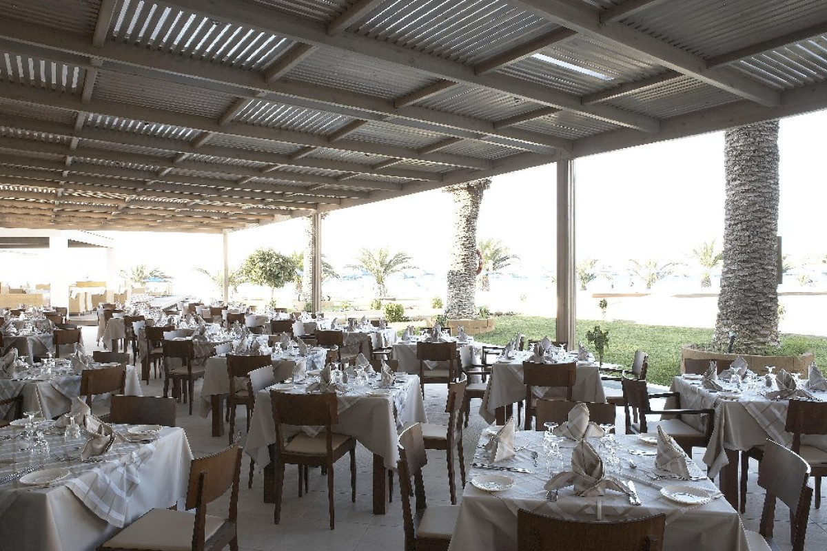 The Ixian All Suites - Adults Only 16+
