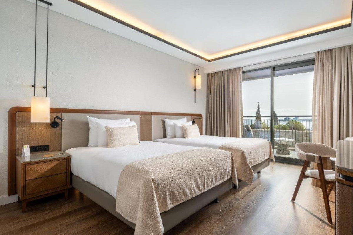 ANDA BARUT COLLECTION