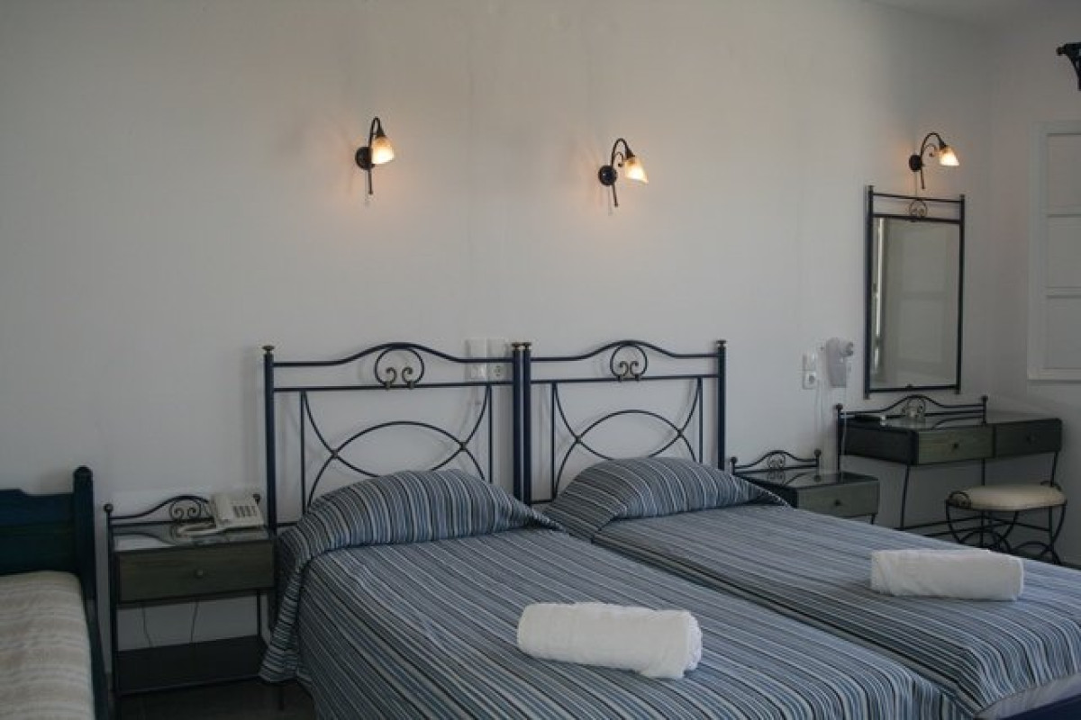 Adonis Hotel Apartments