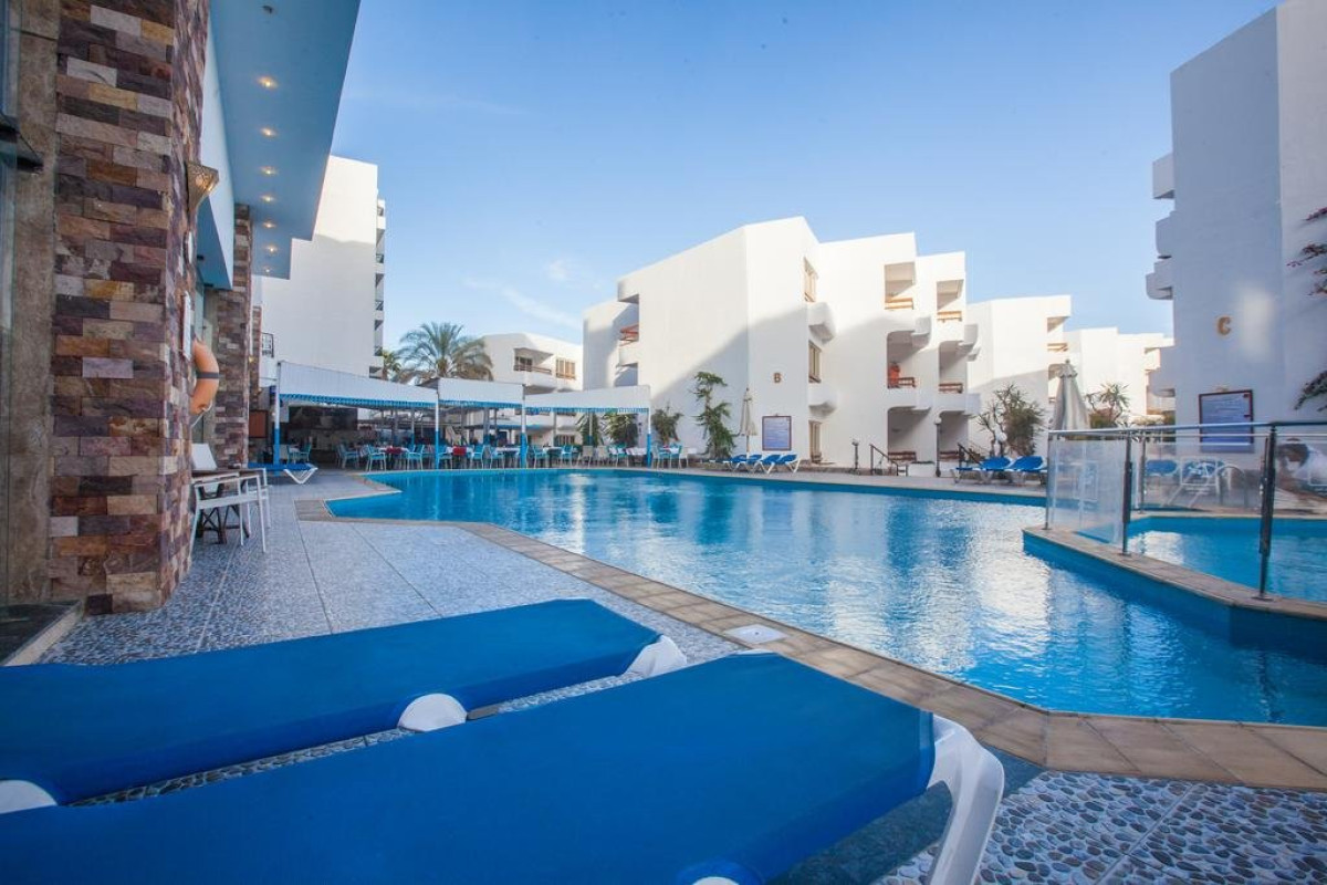 MARLIN INN AZUR BEACH RESORT