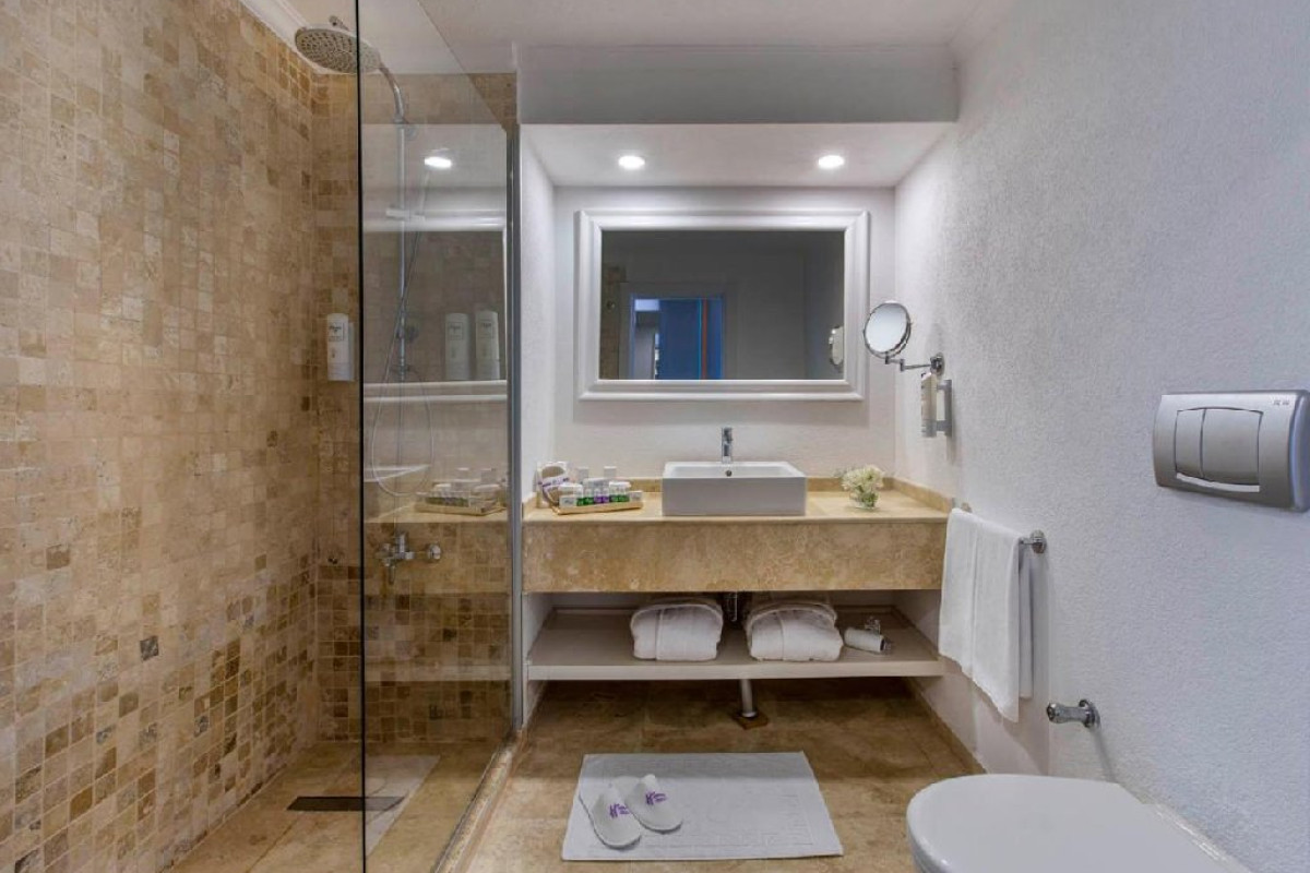 HOLIDAY INN RESORT BODRUM