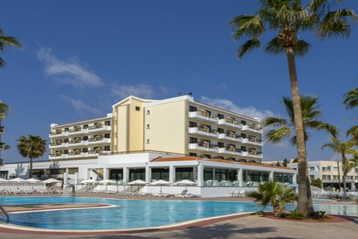 ANASTASIA BEACH HOTEL