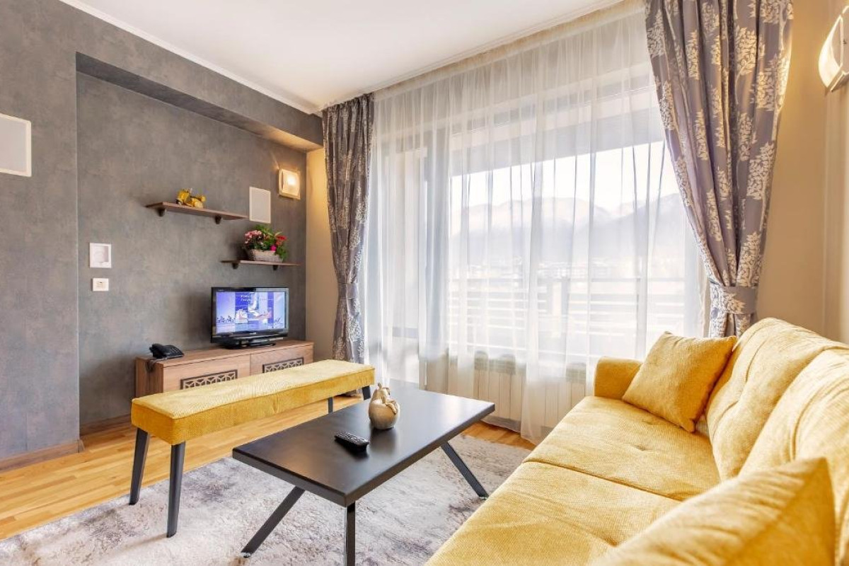 MURITE CLUB - Razlog