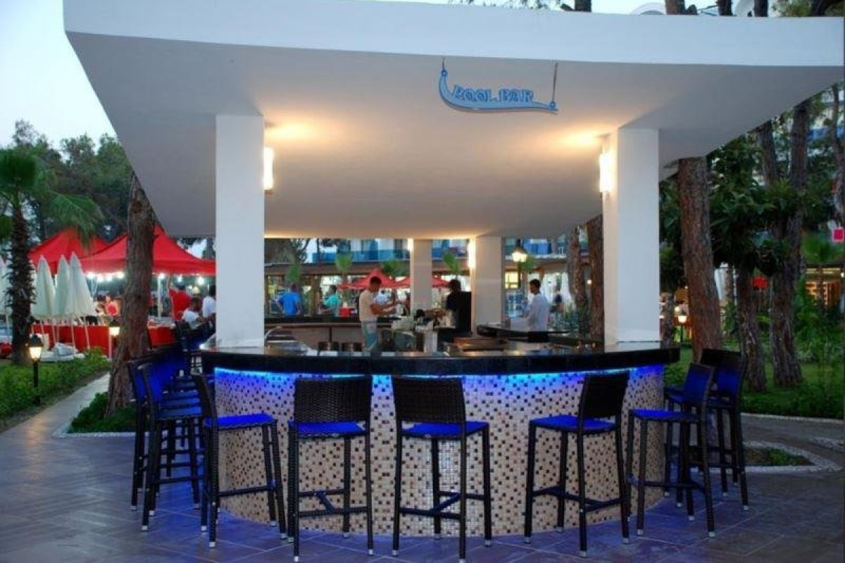 MAYA WORLD SIDE HOTEL
