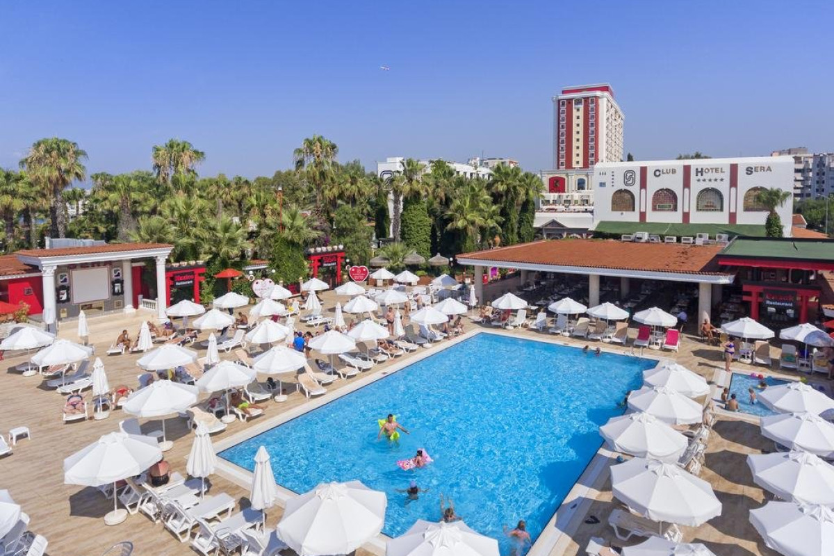 CLUB HOTEL SERA