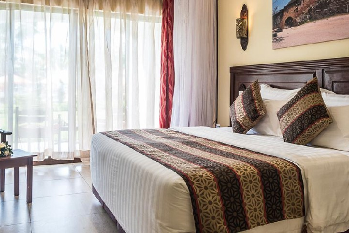 PrideInn Paradise Beach Resort and Spa