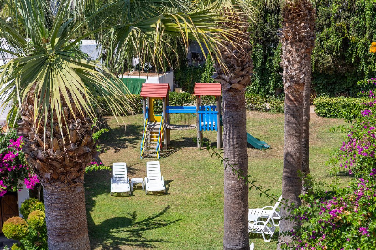 NATUR GARDEN HOTEL (Bitez)
