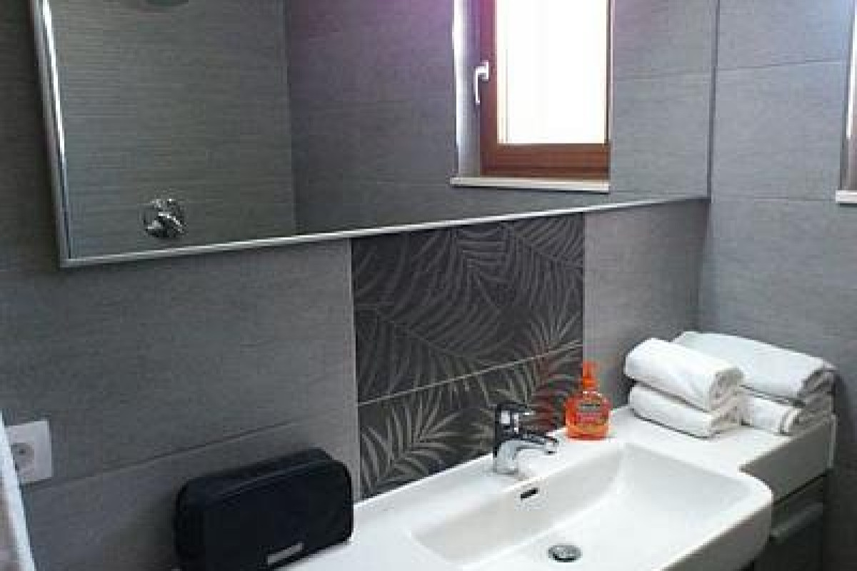 CENTOVI DVORI private villa (Drvenik)
