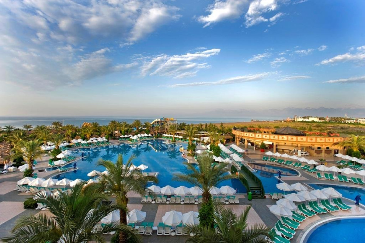 NEO DELPHIN PALACE