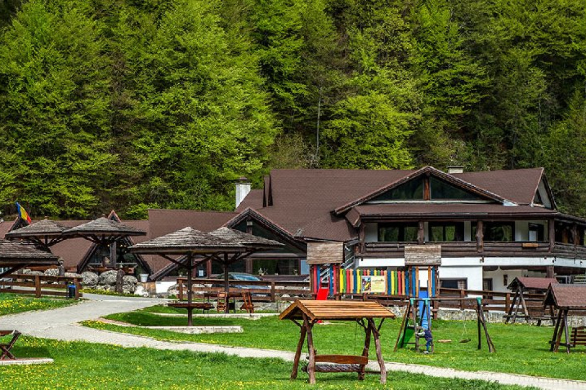 Hotel Gradistea - Complex Cheile Gradistei