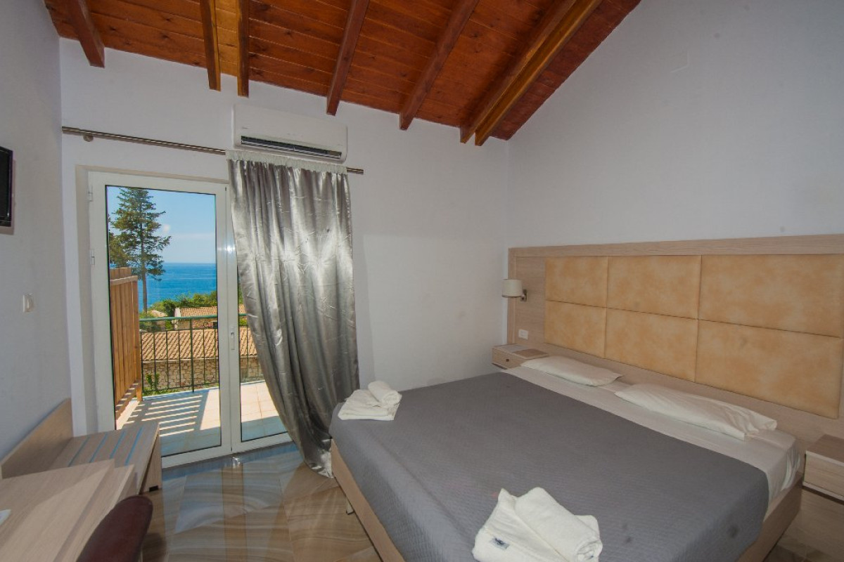 BLUE PRINCESS BEACH RESORT (Liapades)