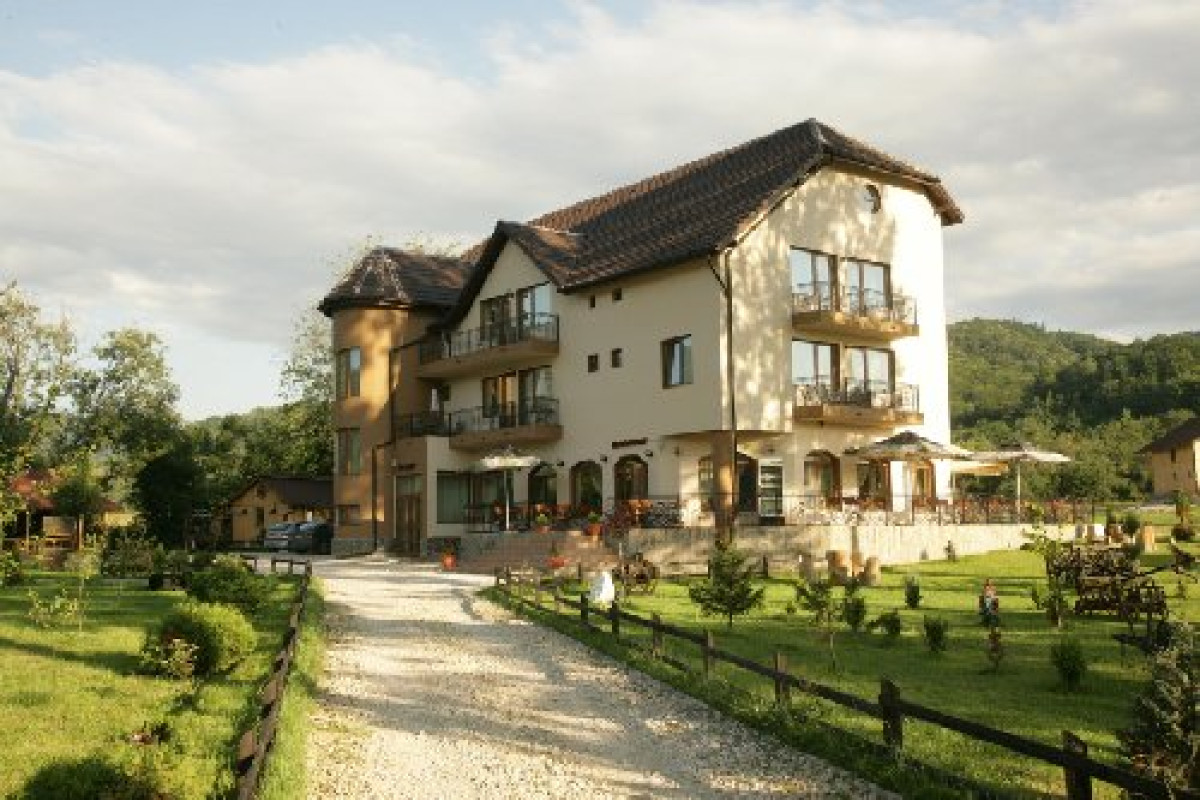 PENSIUNEA TUDOR
