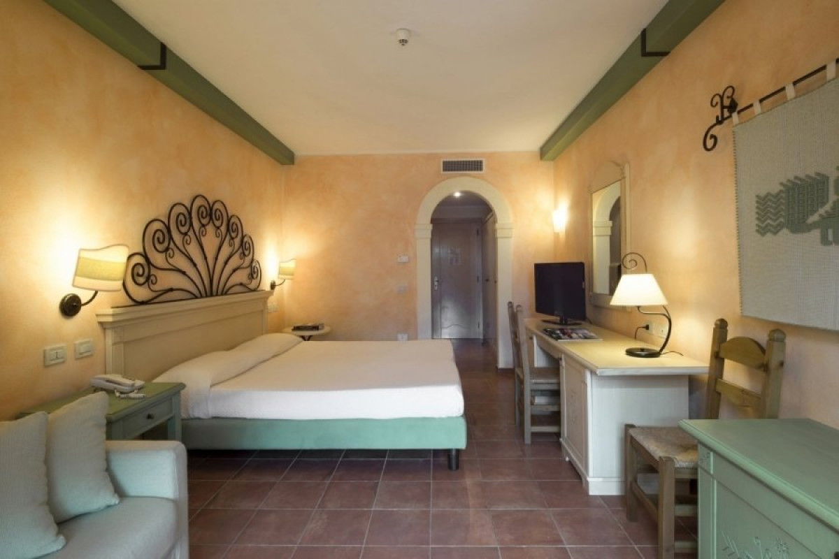 Lantana Resort