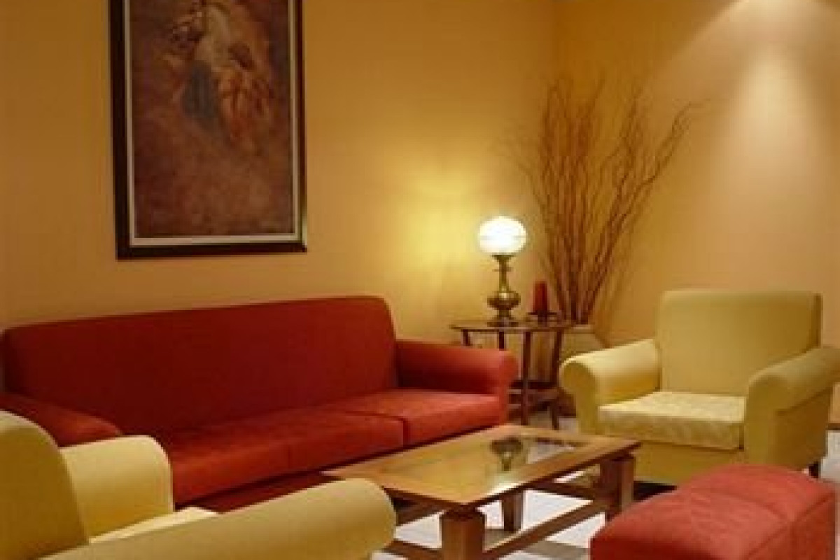 Neda Hotel ( Olympia)
