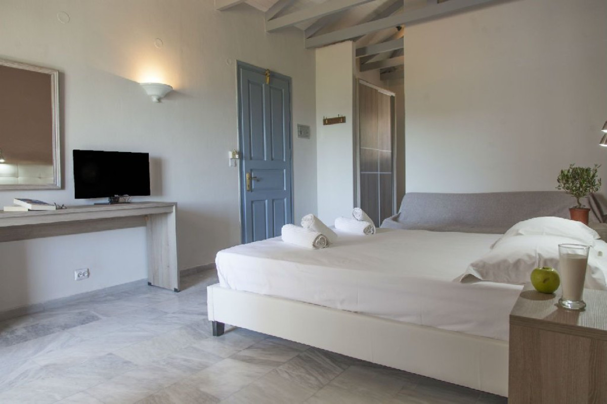 Armonia Hotel (Nidri Area)