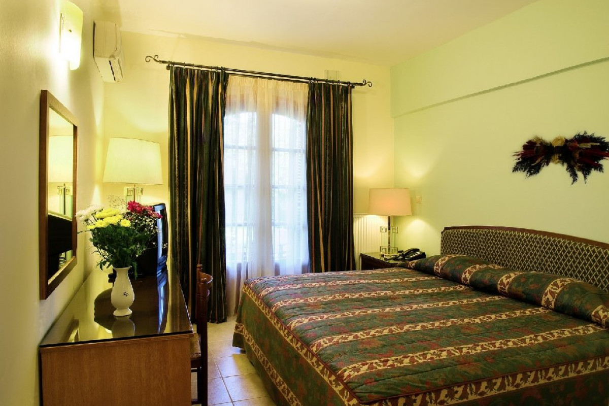 CORFU CLUB APARTHOTEL