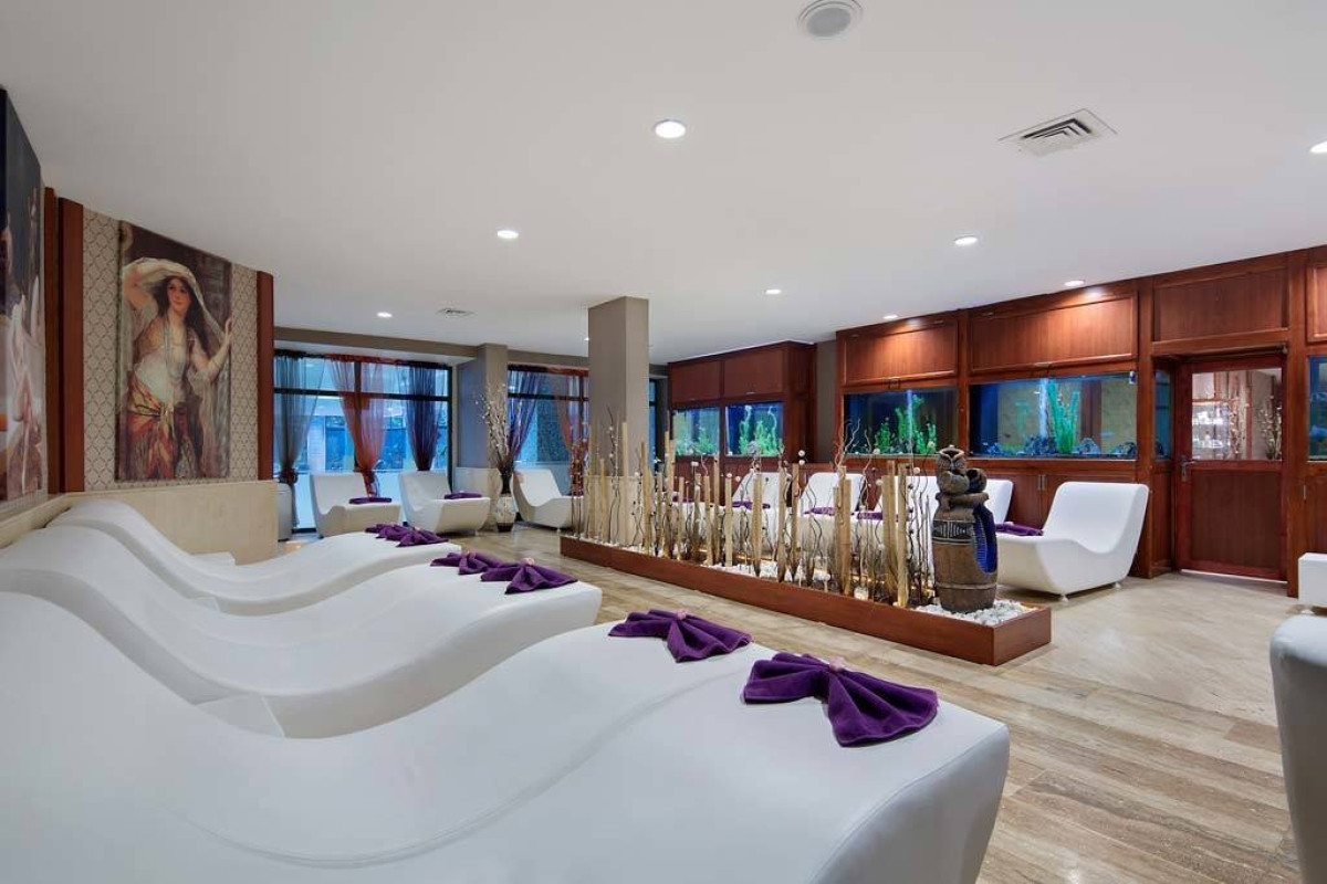 MERYAN HOTEL