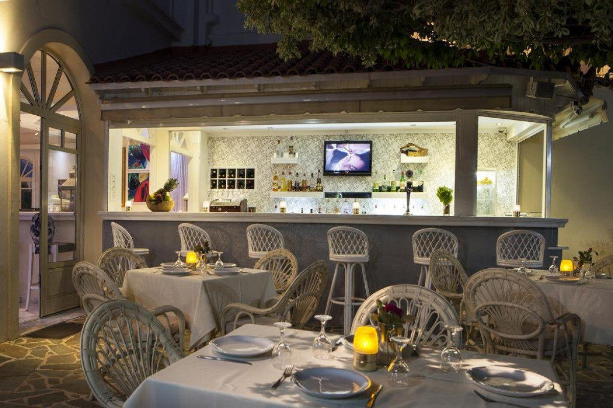 Princess Hotel (Lassi)