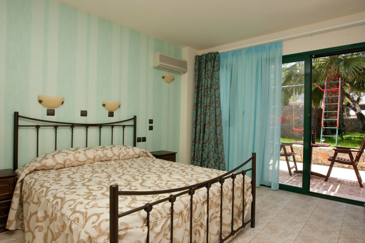 Dias Luxury Studios and Apartments (Stalida)