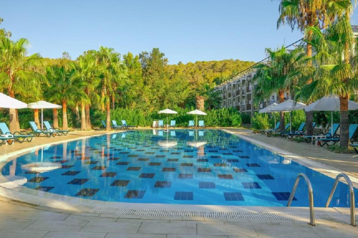 CRYSTAL GREEN BAY RESORT (Guvercinlik)